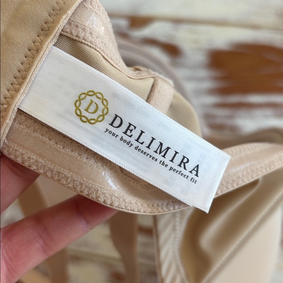 4 bras - Picture 11 of 11